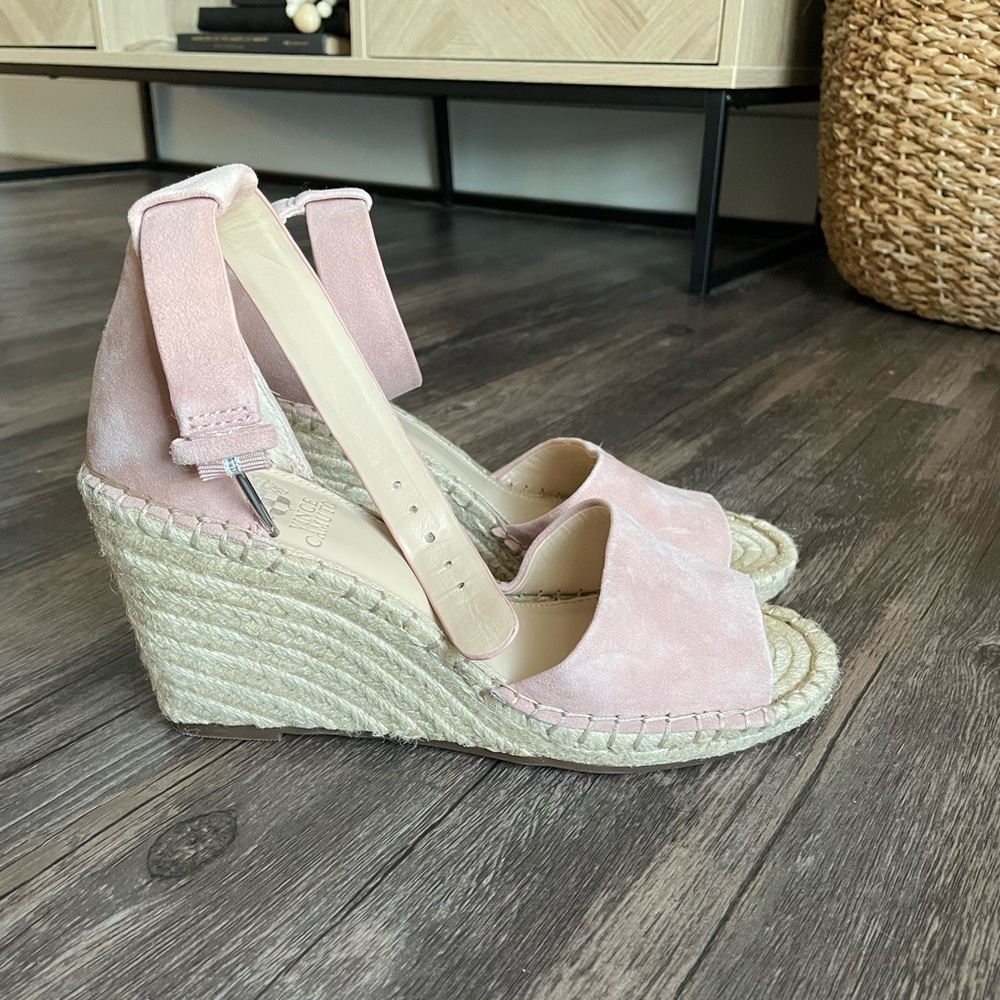Vince Camuto Espadrilles